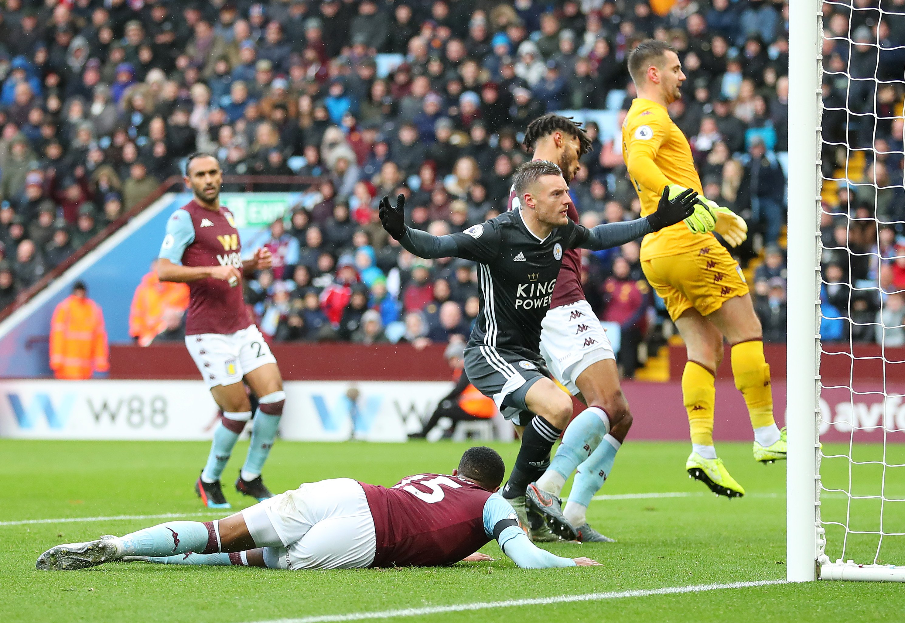 罗马诺称双 罗马诺称双